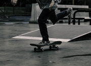 开云体育在线-江苏队轻取篮网背后的战术智慧，拉文如何一人扛起全队